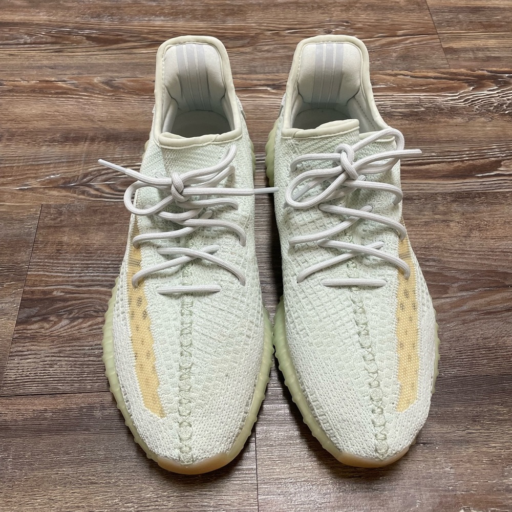 Adidas Yeezy 350 V2 Hyperspace